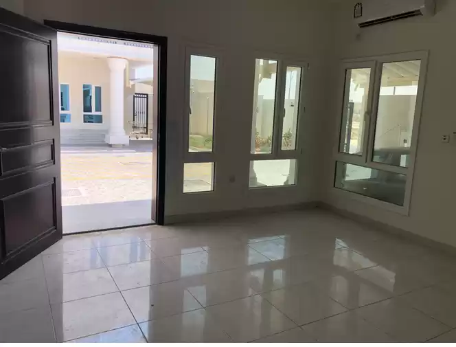 Residential Ready Property 7 Bedrooms S/F Villa in Compound  for rent in Al Sadd , Doha #7879 - 1  image 